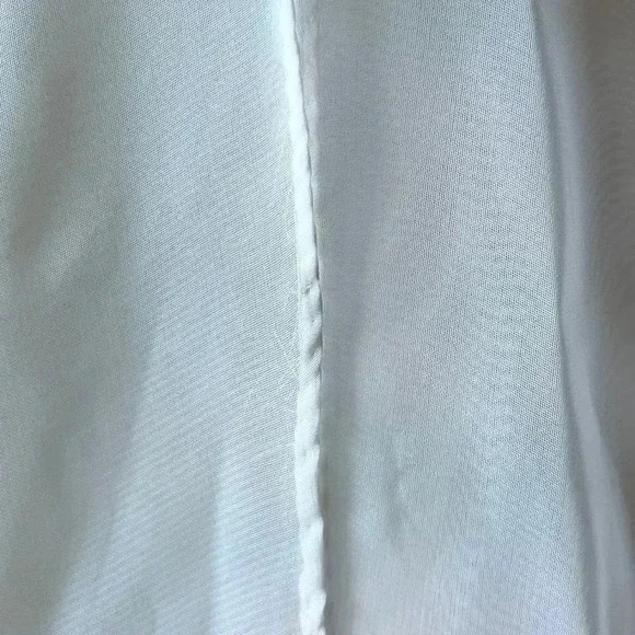 Miss Elliette Vintage Chiffon Lace Ivory Wedding Dress - Picture 9 of 14